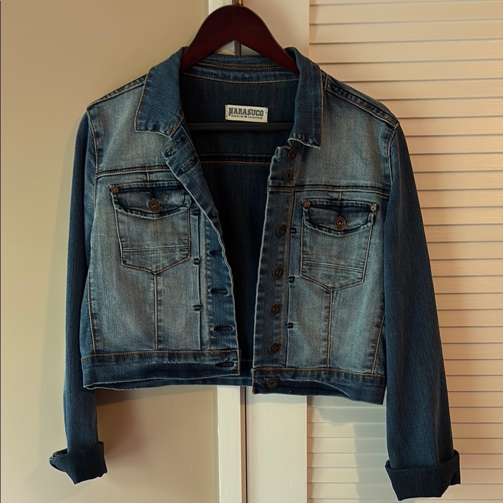 Women's Cropped Blue Denim Jacket